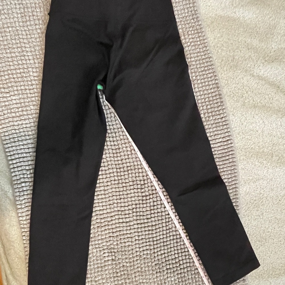 Lululemon black